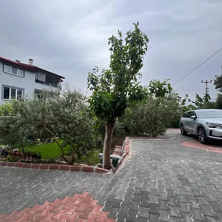 Panorama House 公寓 *